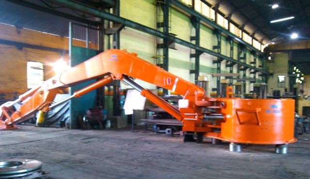 Reparación completa de brazo pica rocas